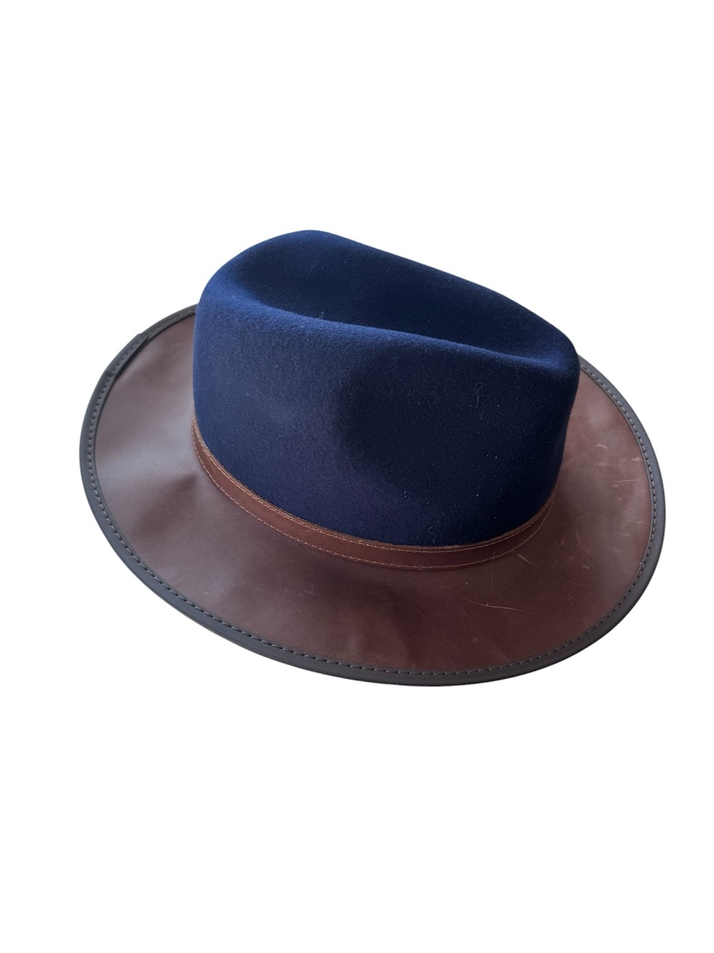 Overland Pinnacle Safari hat large NWT